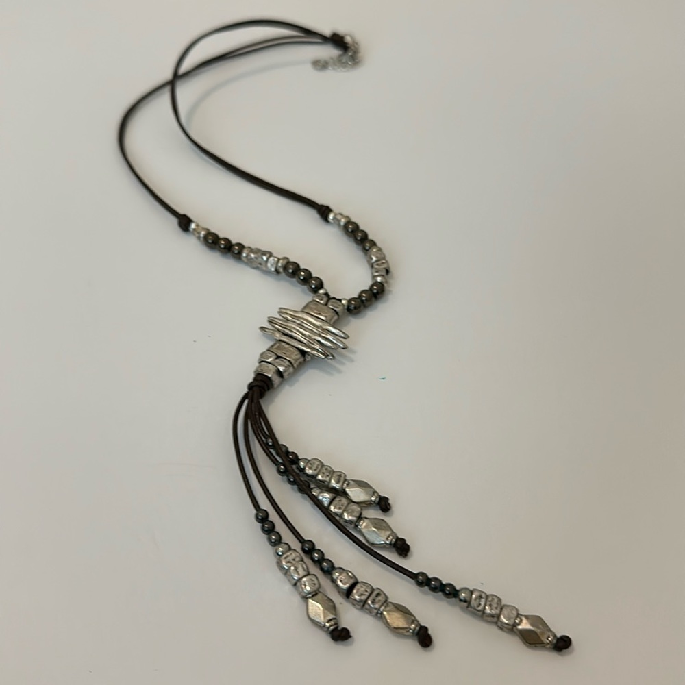 Nakamol women’s leather silver bead necklace